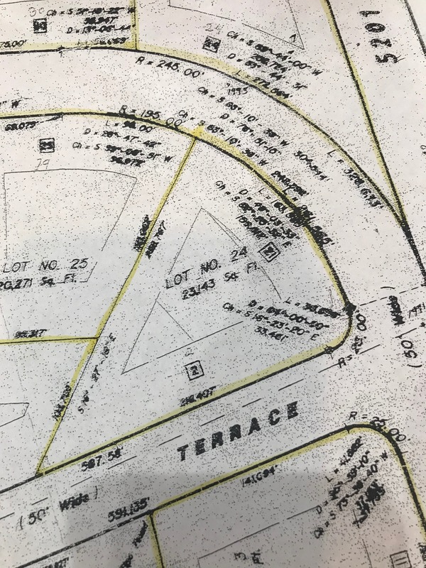 Hand-drawn subdivision plat map showing numbered lots